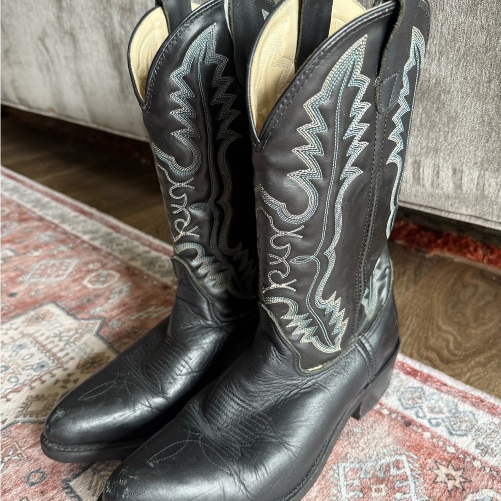 VINTAGE Aztec Black Leather Cowboy Boots